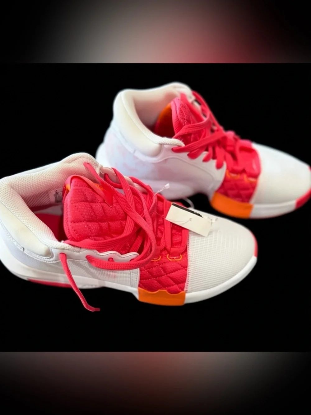 Nike LeBron Witness 8 Dunkin Donuts White Aster Pink Men's Size 9 NWT